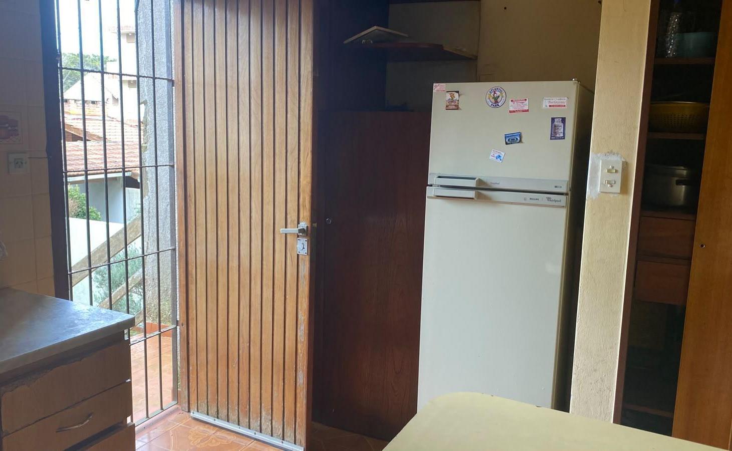 Foto de TRIPLEX CUATRO AMBIENTES CON GARAJE SOBRE AV. SAN BERNARDO, imagen 1