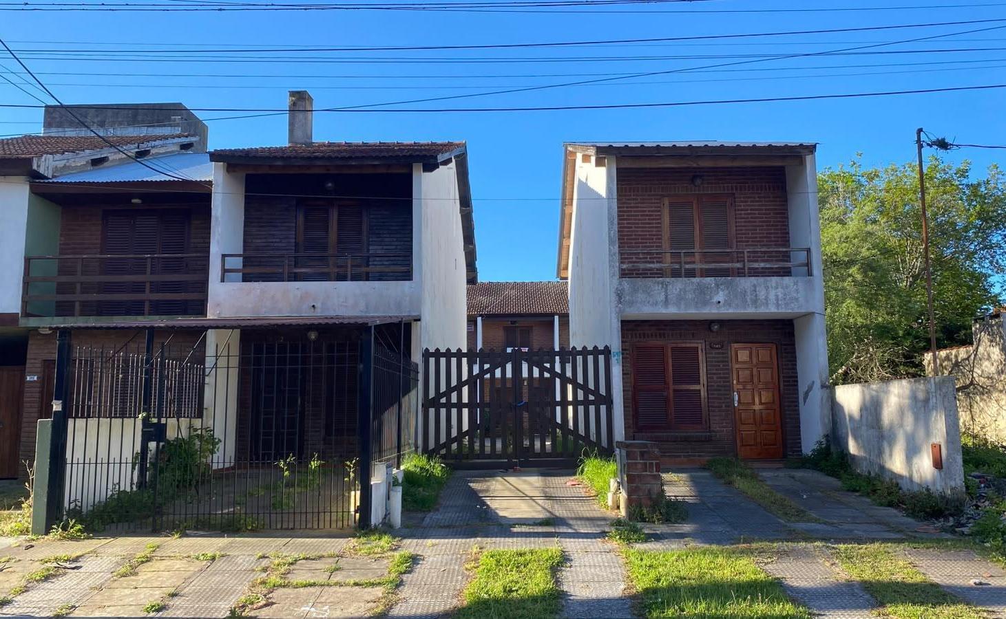Foto de DUPLEX TRES AMBIENTES CON PATIO Y COCHERA FIJA - IDEAL PARA VACACIONAR, imagen 2
