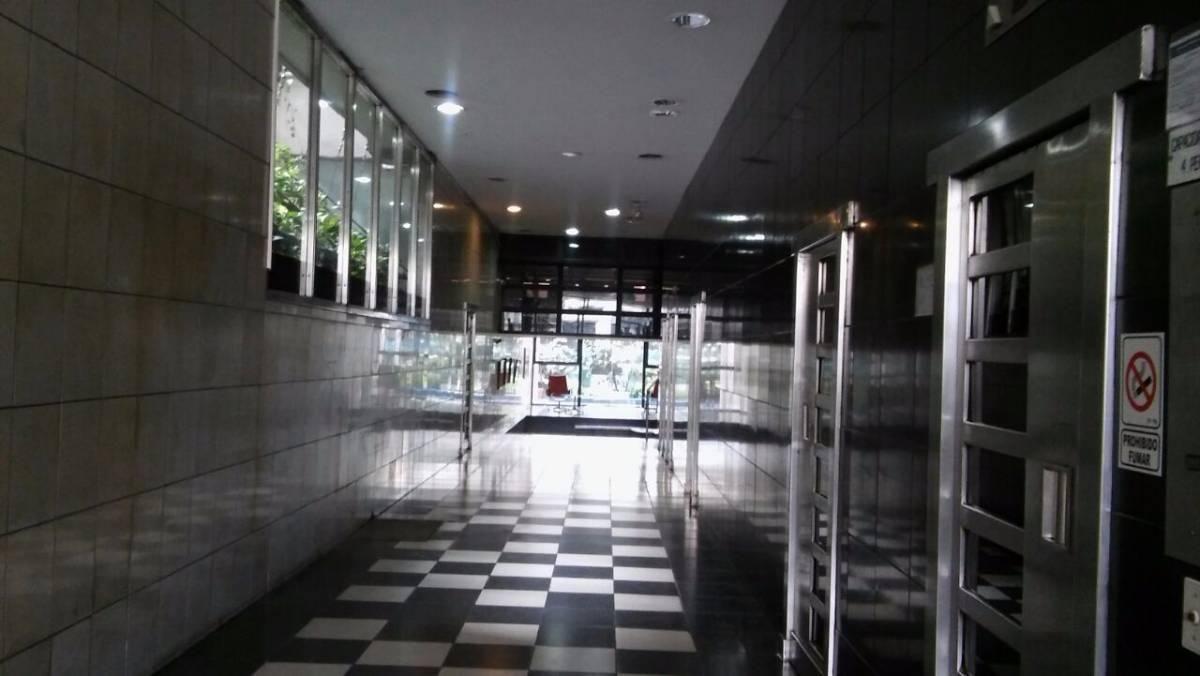 Foto de Departamento en Av. Corrientes y Av. Callao, imagen 4