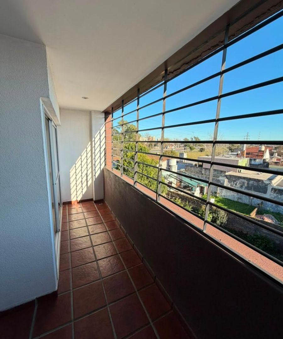 Foto de Departamento 2 ambientes Wilde, imagen 2