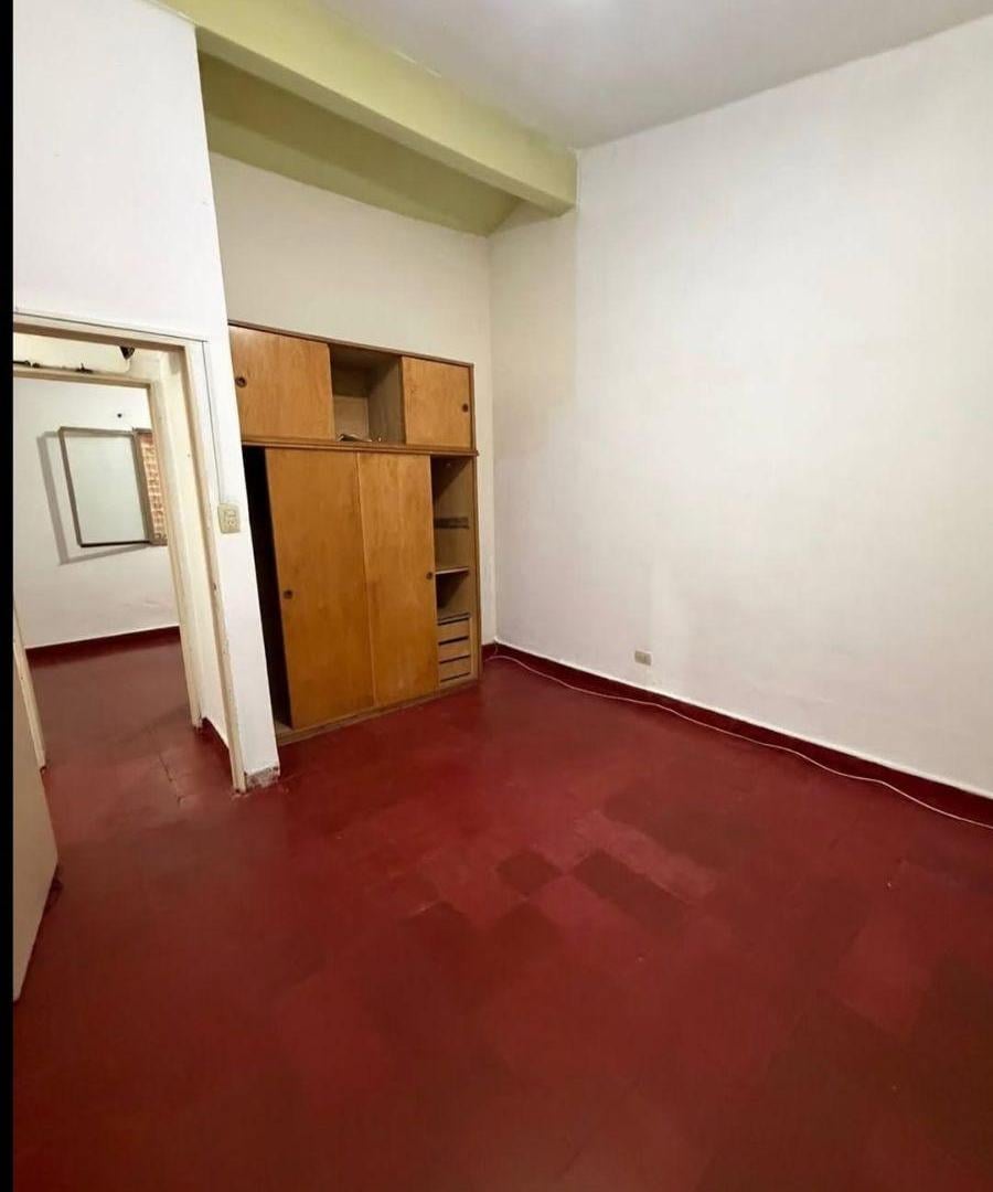 Foto de Casa de 138 m² con 2 dormitorios en venta en Berazategui, imagen 5