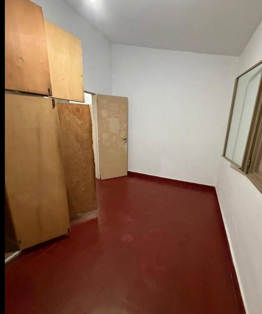 Foto de Casa de 138 m² con 2 dormitorios en venta en Berazategui, imagen 2