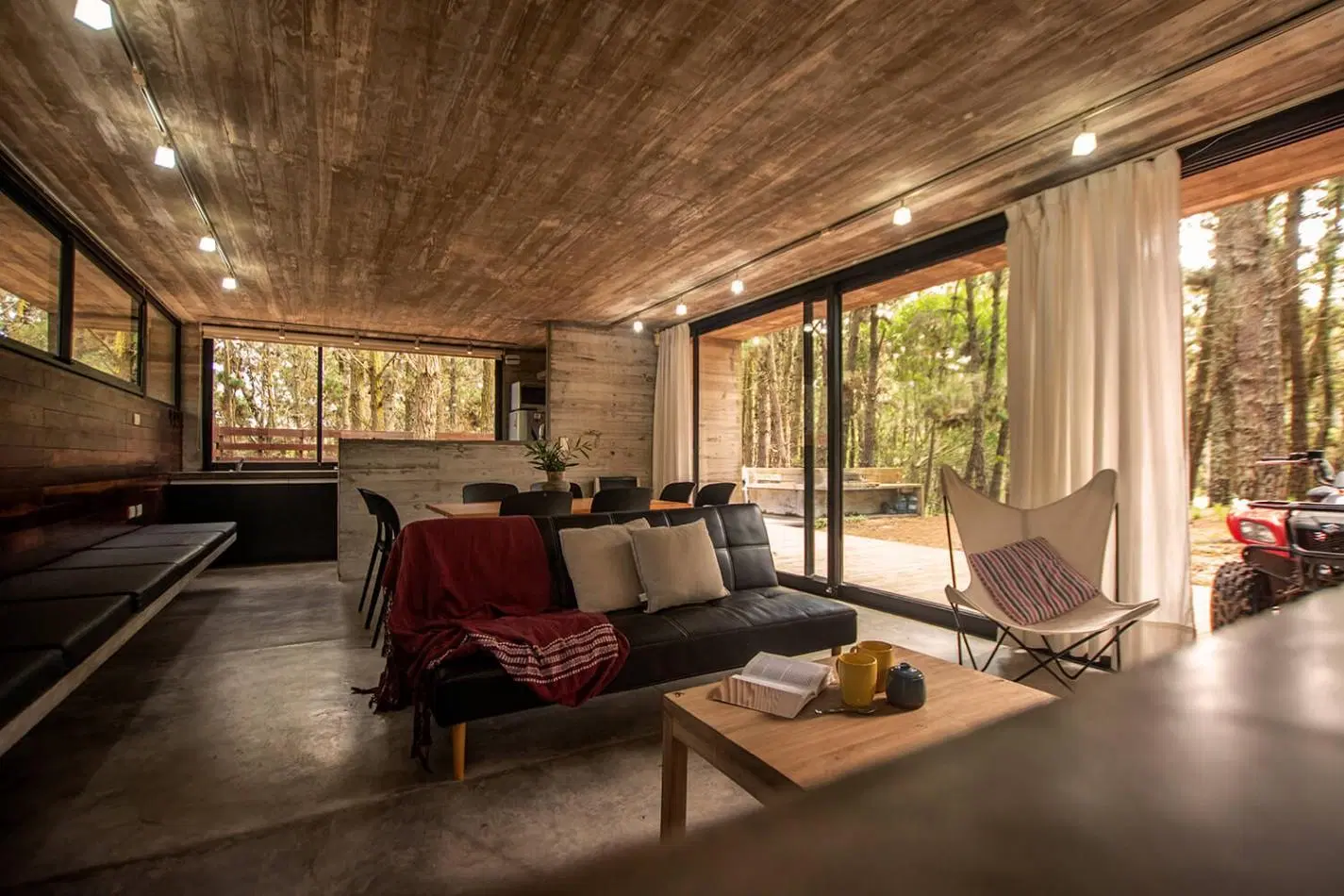 Casa de Hormigon en Mar Azul 5