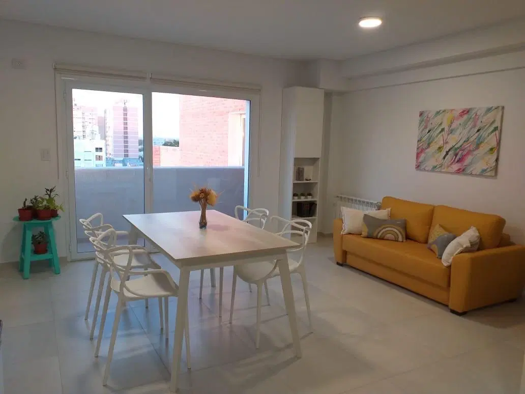 Dpto amoblado centro 3