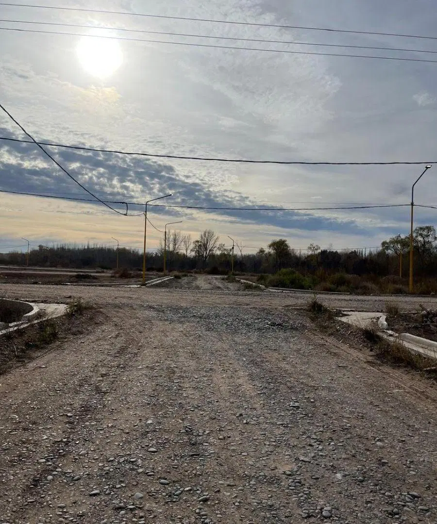 TERRENO EN URBANIZACION PRIMA TERRA 375 M2 3