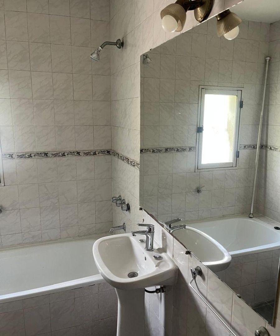 Foto de DUPLEX DE DOS DORMITORIOS EN BARRIO AREVALO, imagen 3