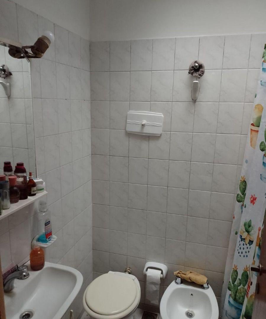 Foto de Duplex en Tolosa, EXCELENTE ESTADO, buena ubicación (a Pasos de Av 13), imagen 3