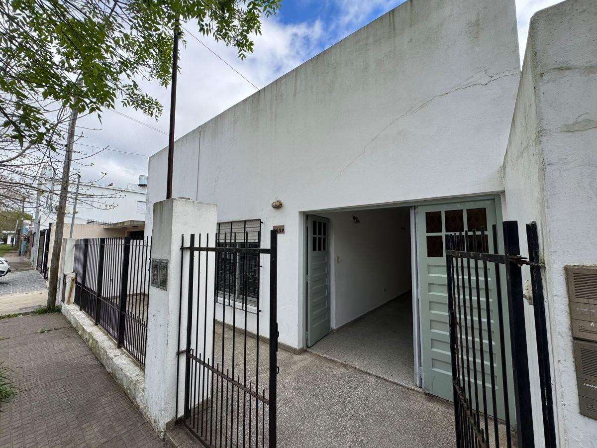 Foto de P.H. TIPO CASA UN DORM Y COCHERA, imagen 1