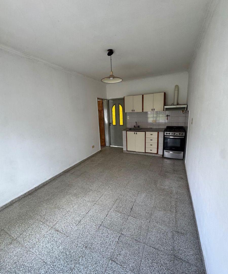 Foto de P.H. TIPO CASA UN DORM Y COCHERA, imagen 3