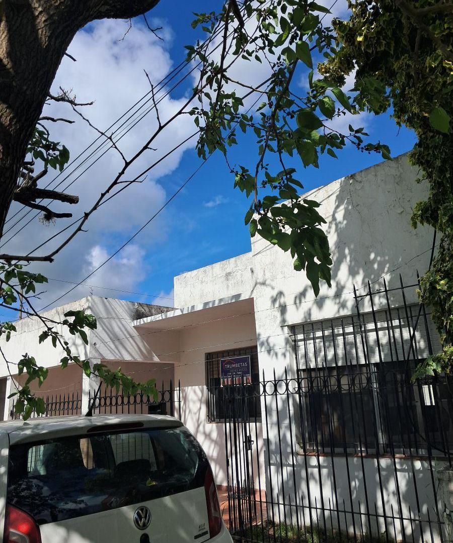 Foto de CASA EN TOLOSA, CON COCHERA, 2 DORM, DEPENDENCIAS., imagen 3