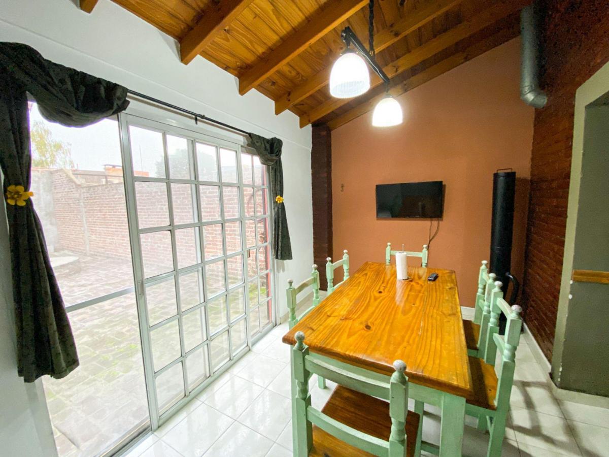 Venta Casa 5 Ambientes Tigre C/ Jardin - Permuta 2