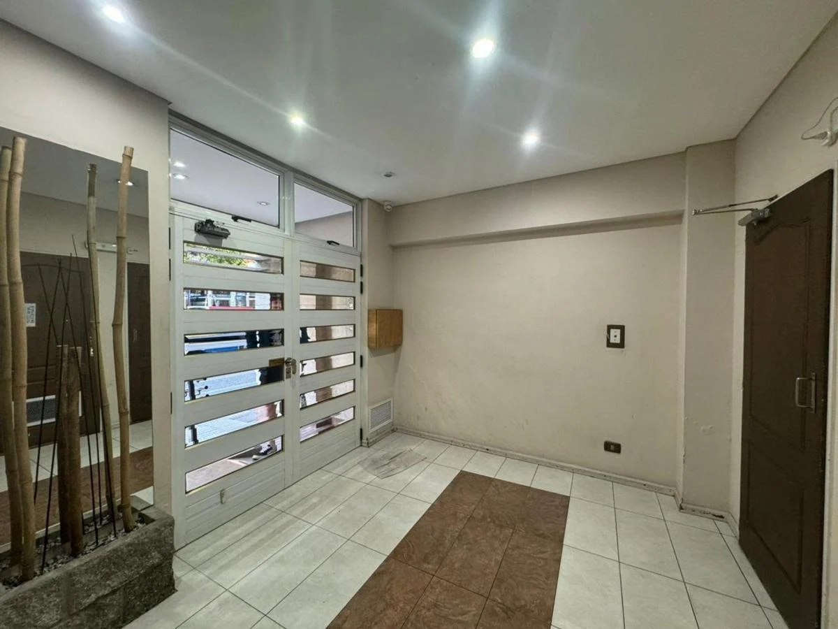 Venta Monoambiente C/balcon Luminoso 1