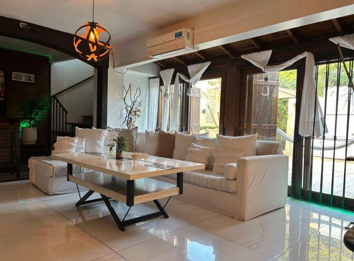 Venta | Casa 6 ambientes Olivos residencial 2