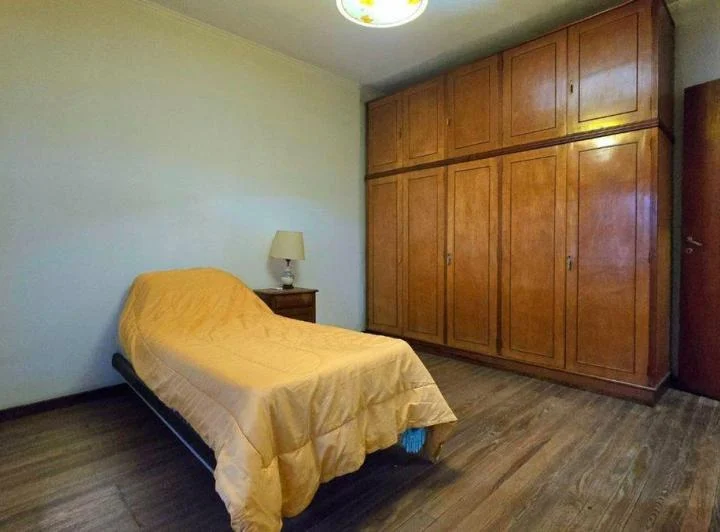 Venta Casa 5 Amb. c/ Jardín en Parque Avellaneda 4