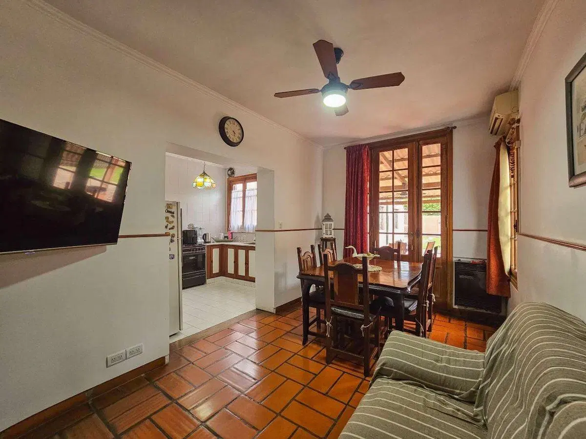 VENTA CASA ESTILO COLONIAL EXCELENTE ESTADO 5