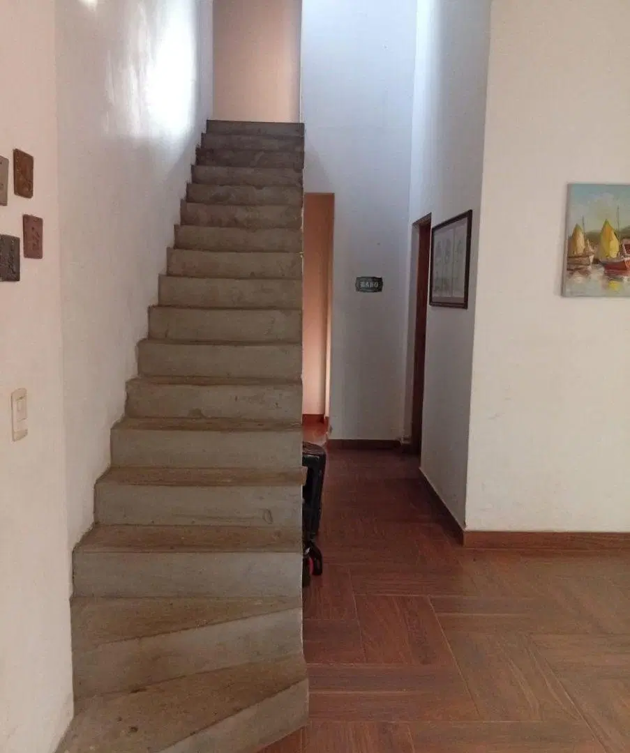 VENTA DE CASA 5 AMBIENTES EL PALOMAR 2