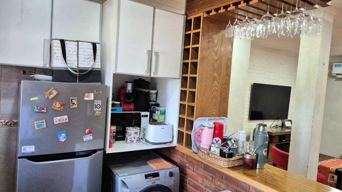 Venta Casa con cochera mas locales Zona Comercial 2