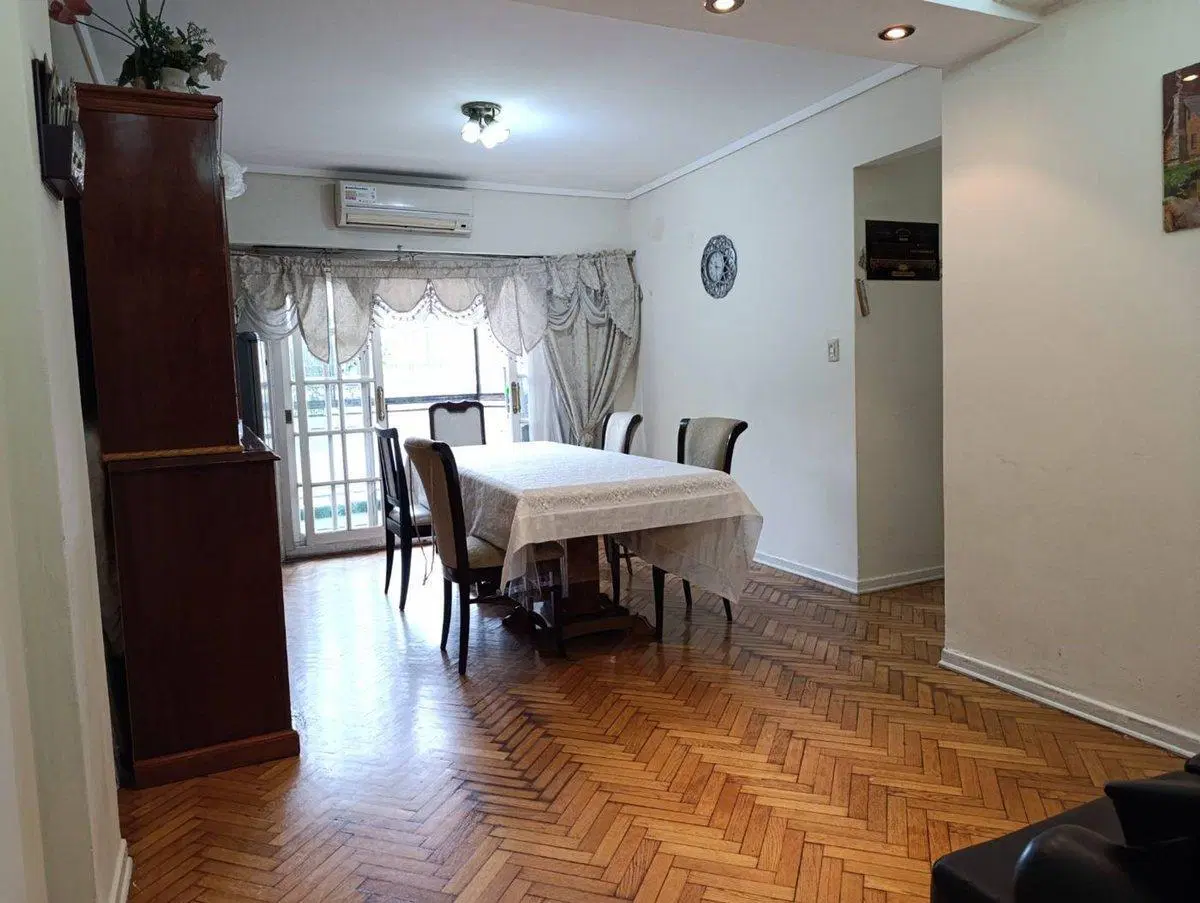 VENTA DEPTO 4 AMB. C/BALCON FLORES APTO CREDITO 4