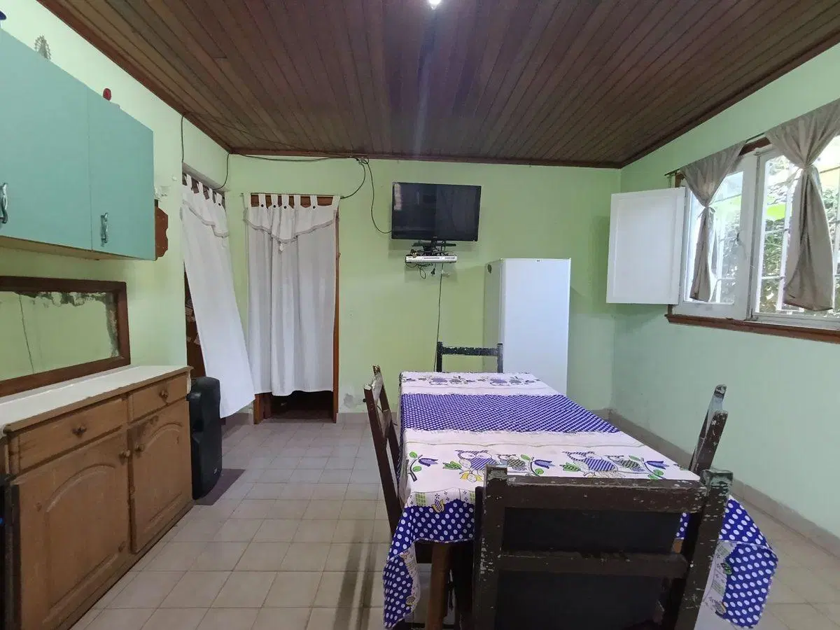 VENTA CASA LOTE 410MTS BERAZATEGUI 8