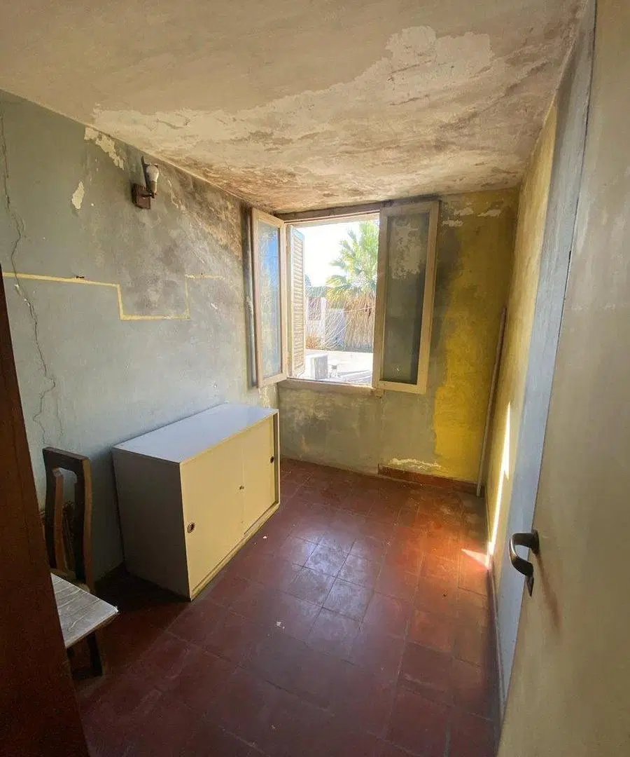 VENTA DUPLEX 4 AMB A REFACCIONAR EN  V.BALLESTER 4
