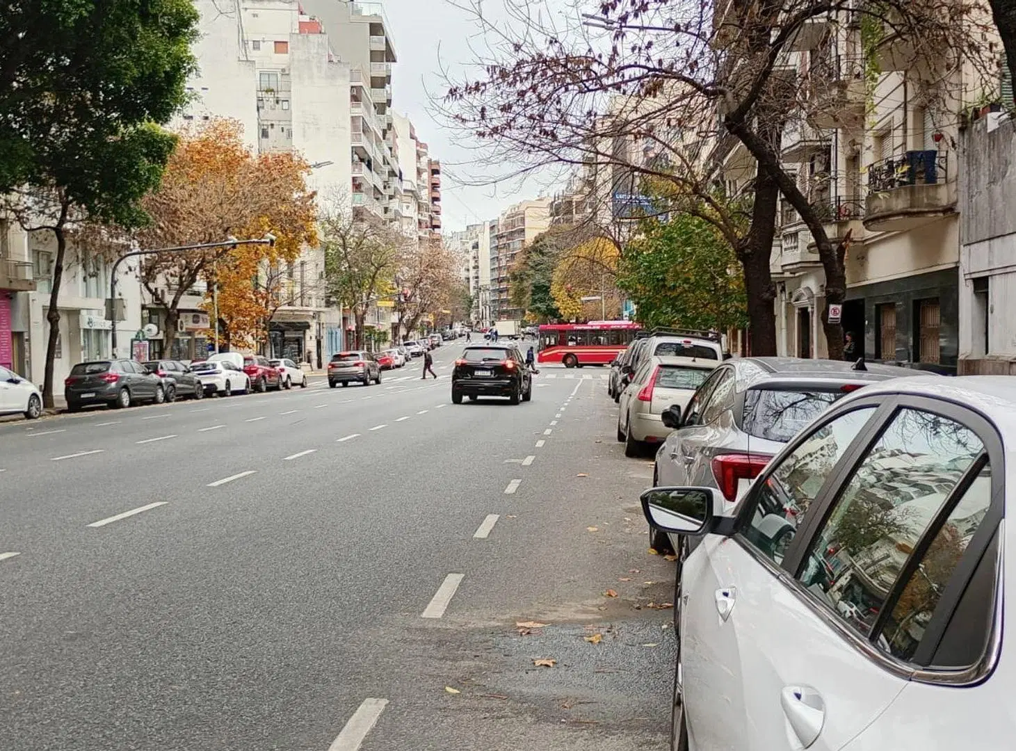 Monoambiente amoblado con renta sobre Av. Alberdi. 5