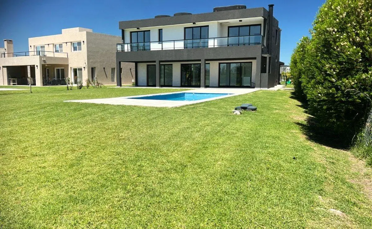 VENTA CASA A ESTRENAR HARAS SANTA MARIA ANTICIPO 4