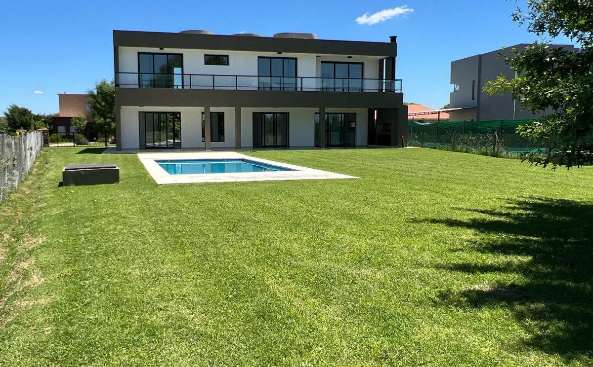 VENTA CASA A ESTRENAR HARAS SANTA MARIA ANTICIPO 3