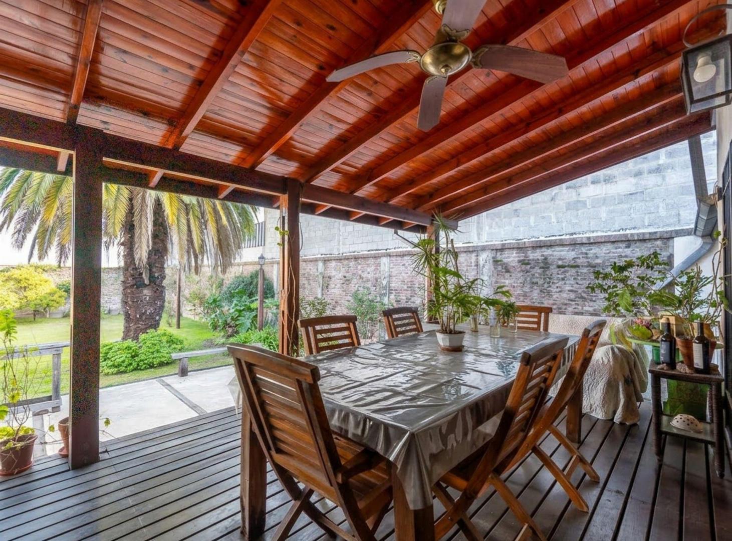 CASA EN VENTA 3 AMB MAS ESCRITORIO TIGRE RINCON