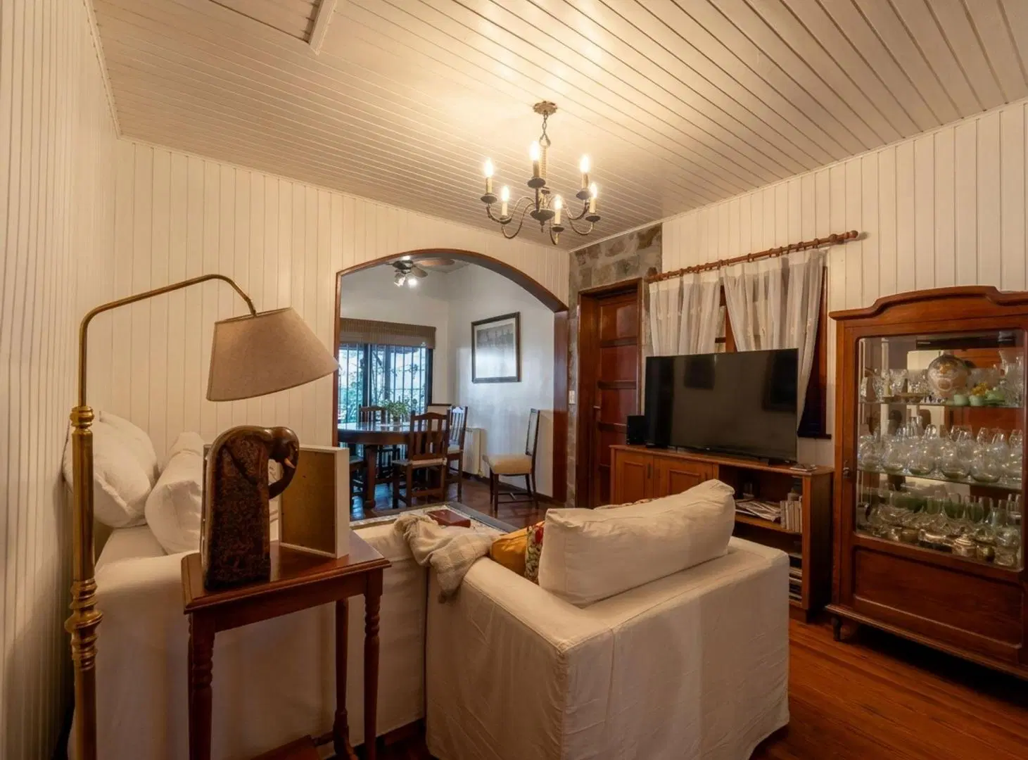 CASA EN VENTA 3 AMB MAS ESCRITORIO TIGRE RINCON 4