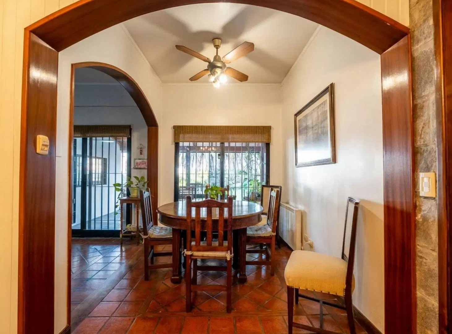 CASA EN VENTA 3 AMB MAS ESCRITORIO TIGRE RINCON 4
