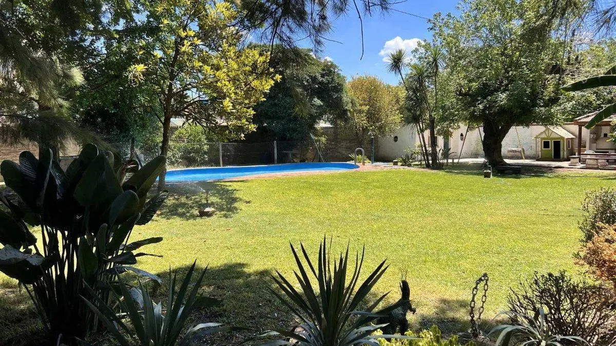 VENTA DE CASA QUINTA EN GARIN 5