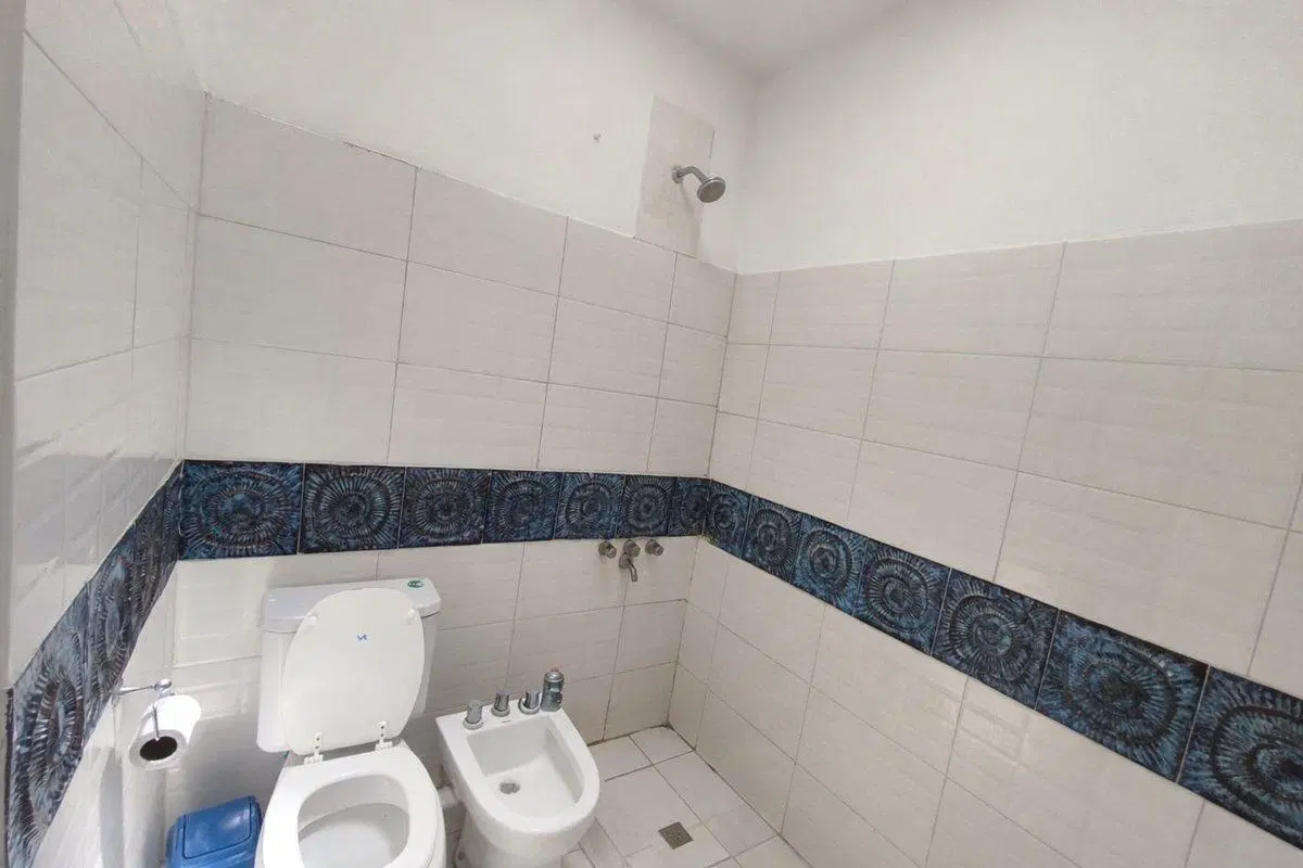 VENTA CASA VILLA DE MAYO, 300 M2, FINANCIA 2
