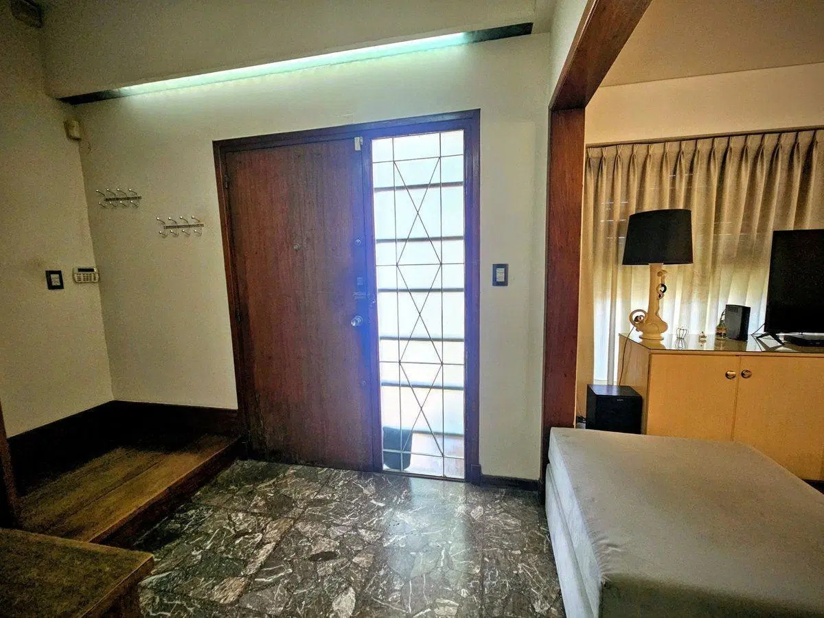 VENTA CASA 5 AMBIENTES V. BALLESTER APTO CREDITO 5