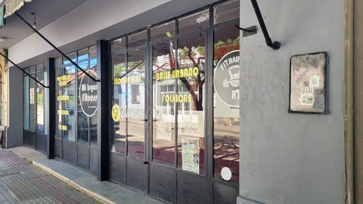 OPORTUNIDAD LOCAL COMERCIAL EN CASO HISTORCO 4