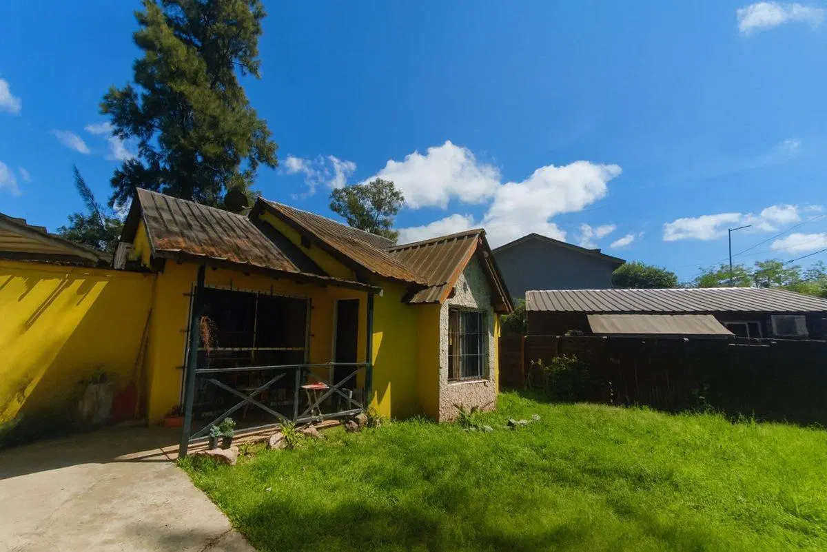 VENTA CASA 4 AMBIIENTES EN TORTUGUITAS 2