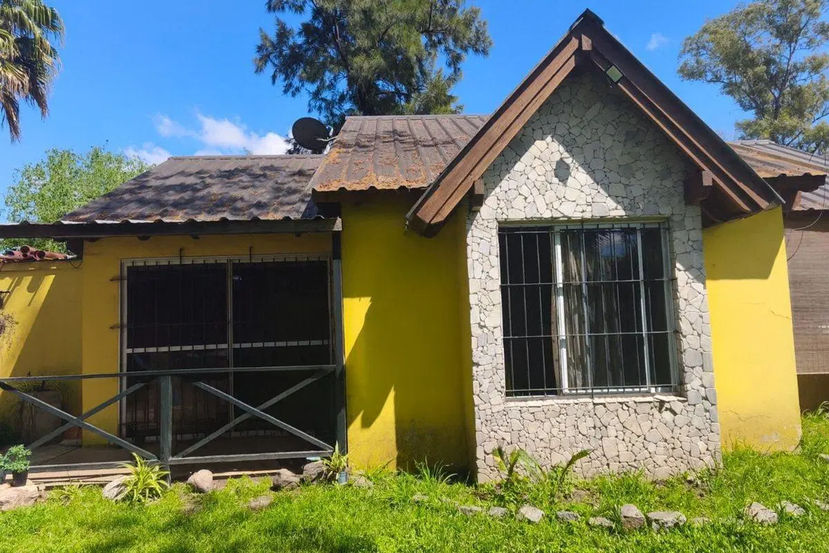 VENTA CASA 4 AMBIIENTES EN TORTUGUITAS 5