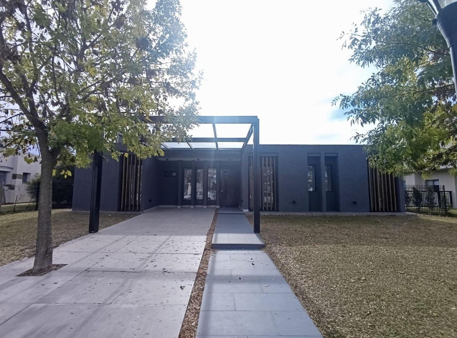 VENTA CASA ESTRENAR HARAS SANTA MARIA MOLINO SUR