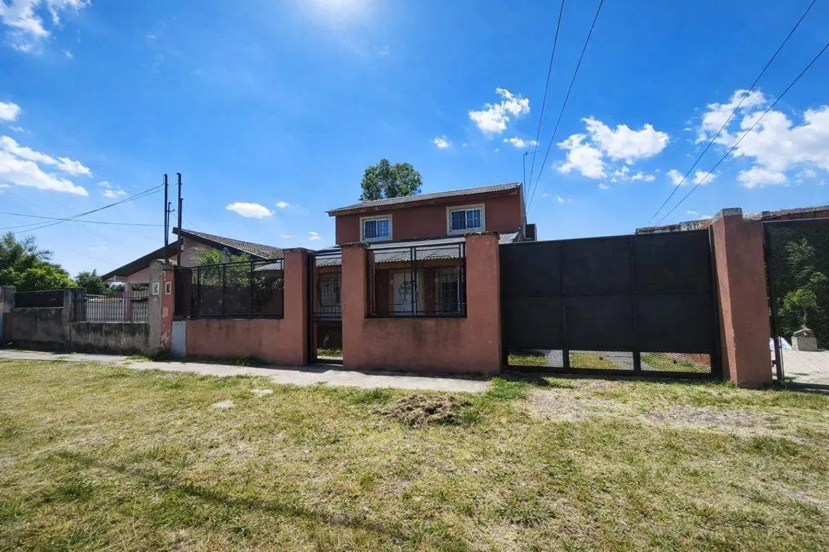 Casa en venta 4 dormitorios 450mt2 2