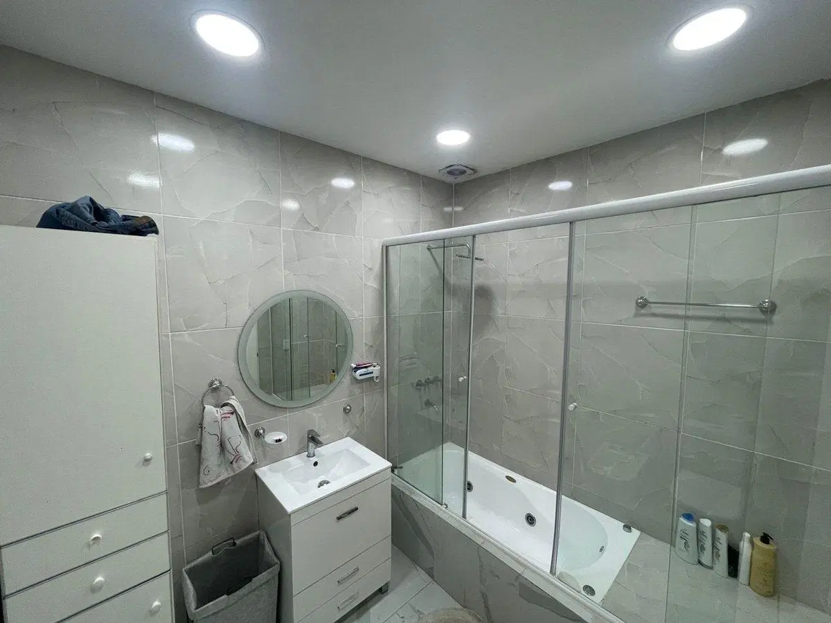 VENTA CASA 5 AMB + 2 LOCALES 4