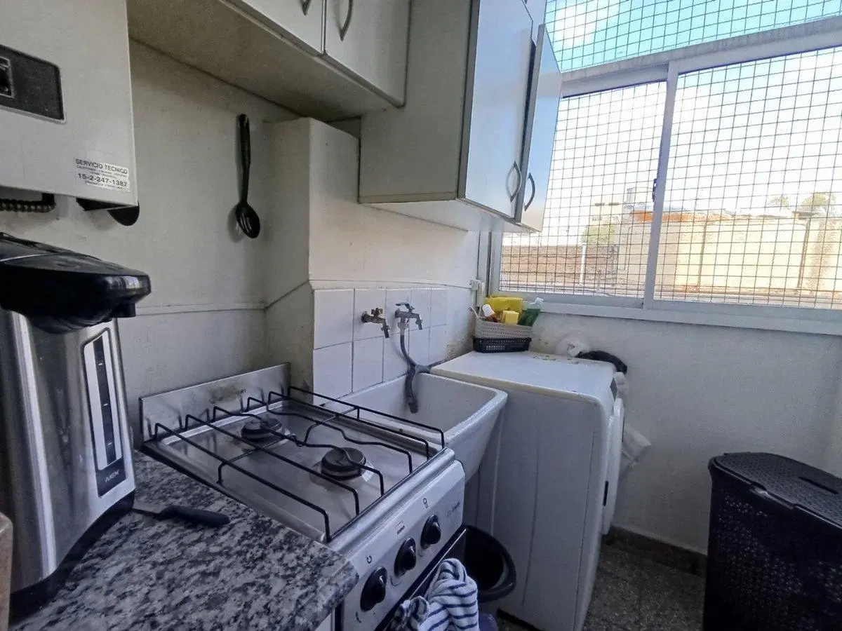 VENTA DEPTO 3 AMB. C/BALCON FLORES APTO CREDITO 4