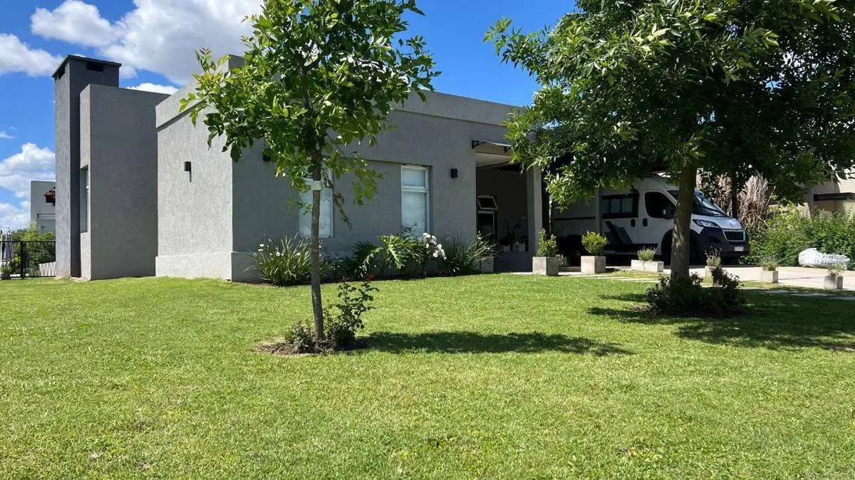 VENTA CASA HARAS SANTA MARIA ANTICIPO+CUOTAS 3