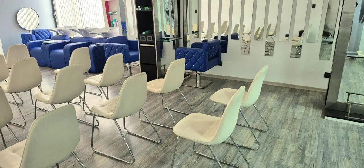 Venta Galpon Deposito con Oficinas en Villa Lynch 2