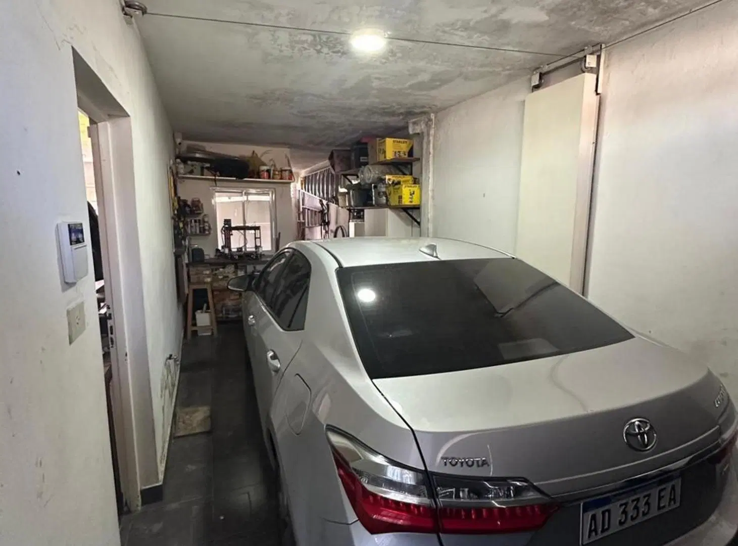 VENTA DE CASA 7 AMBIENTES EN 2 PLANTAS CON COCHERA 3