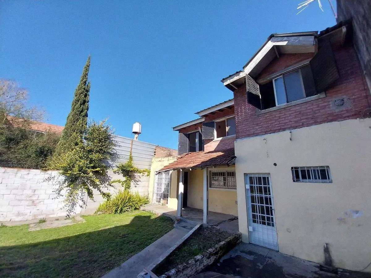 VENTA CASA 4 AMBIENTES MASCHWITZ - GRAN JARDÍN 2