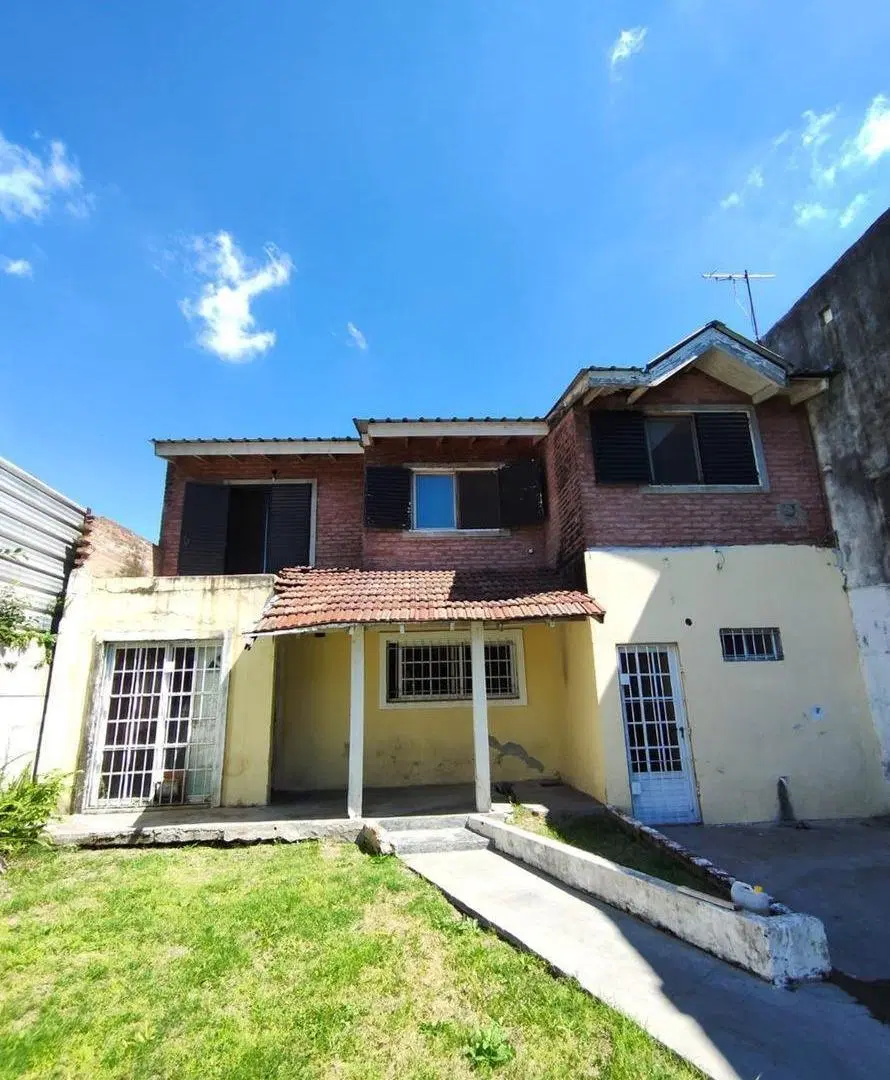 VENTA CASA 4 AMBIENTES MASCHWITZ - GRAN JARDÍN 3