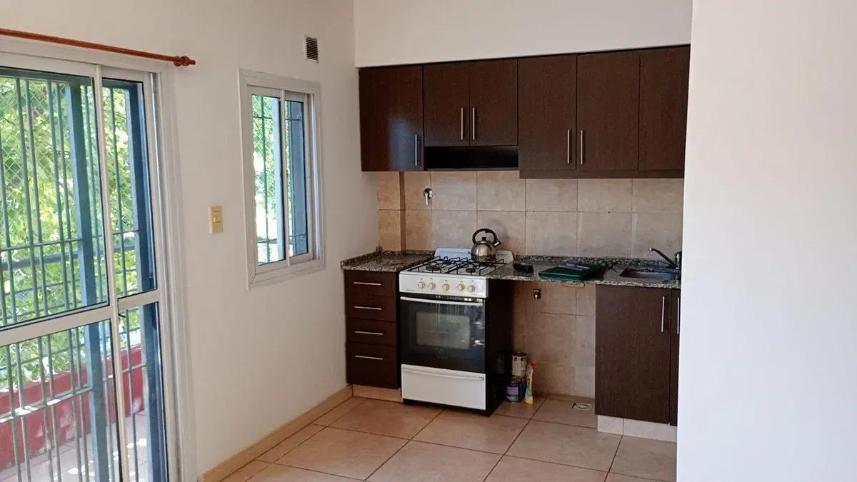 VENTA DEPARTAMENTO 2 AMB  EN VICTORIA C/ BALCON 4