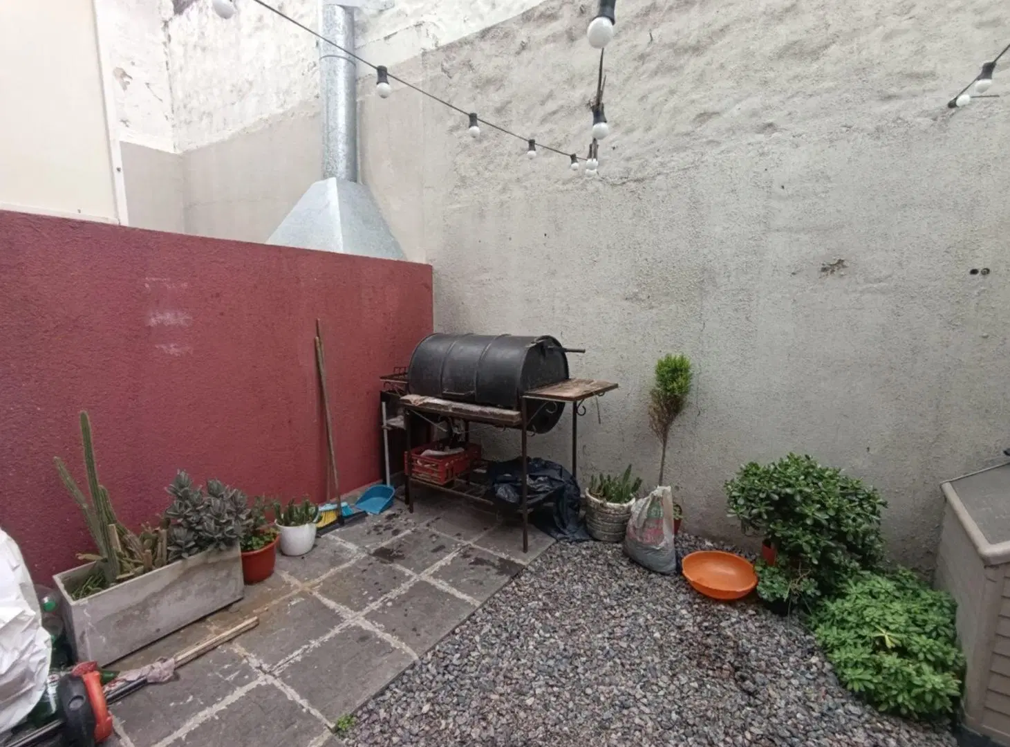 VENTA PH 2 AMB PB GARAGE Y PATIO SARANDI 8