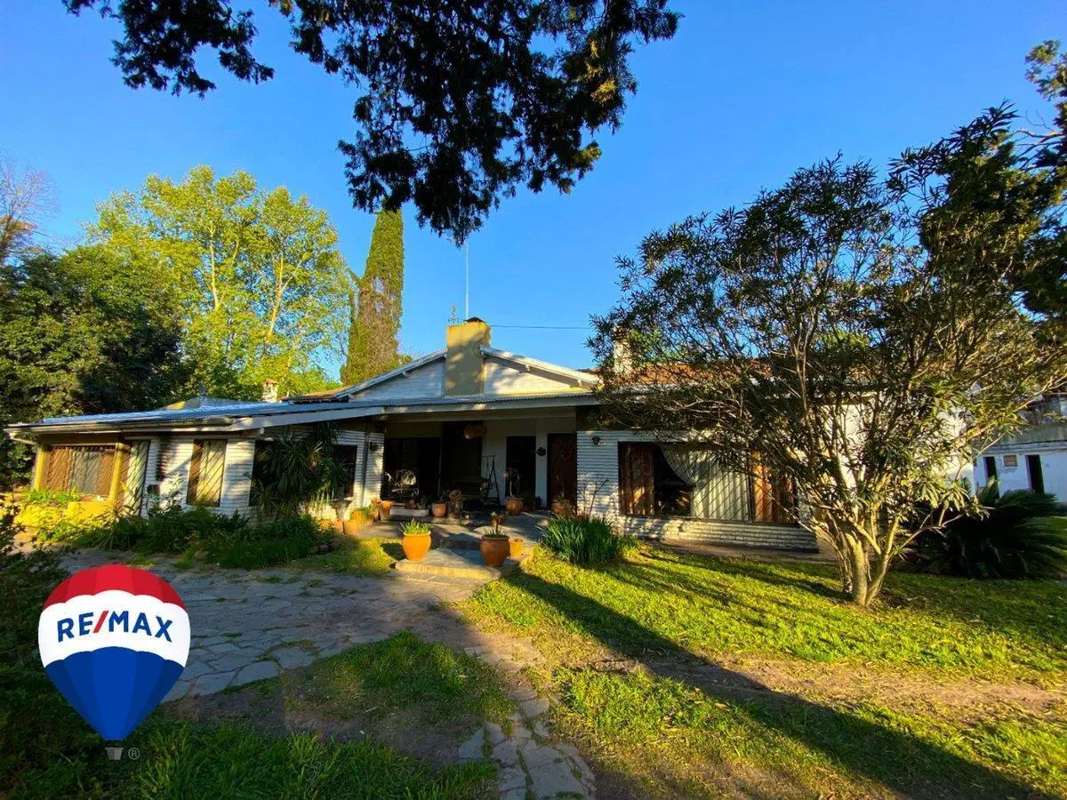 VENTA CASA 5 AMB + DEP DE SERVICIO LA LONJA, PILAR 3
