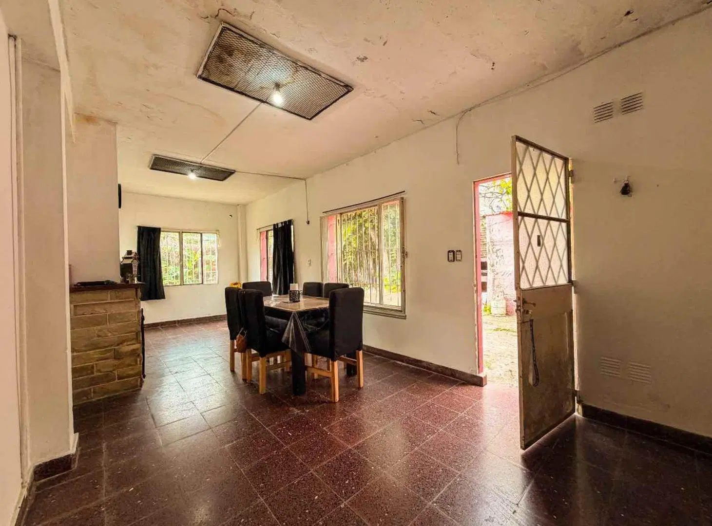 Casa a la venta troncos del talar lote propio. 2
