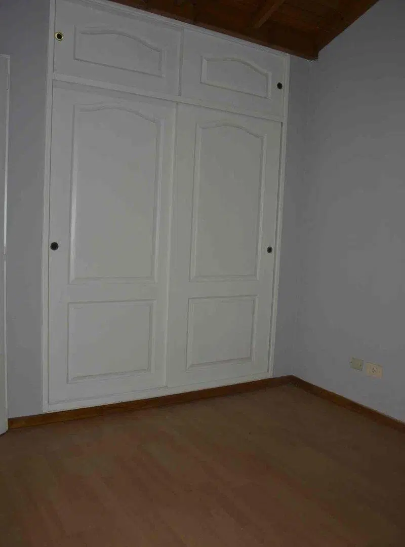 ALQUILER Excelente PH 3 Amb. con Patio en Martínez 4